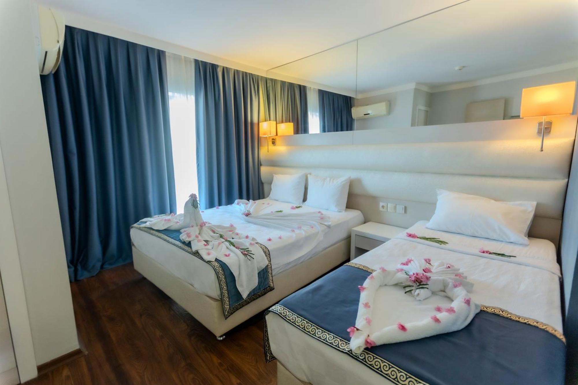 Gold Butik Otel 马尔马里斯 外观 照片