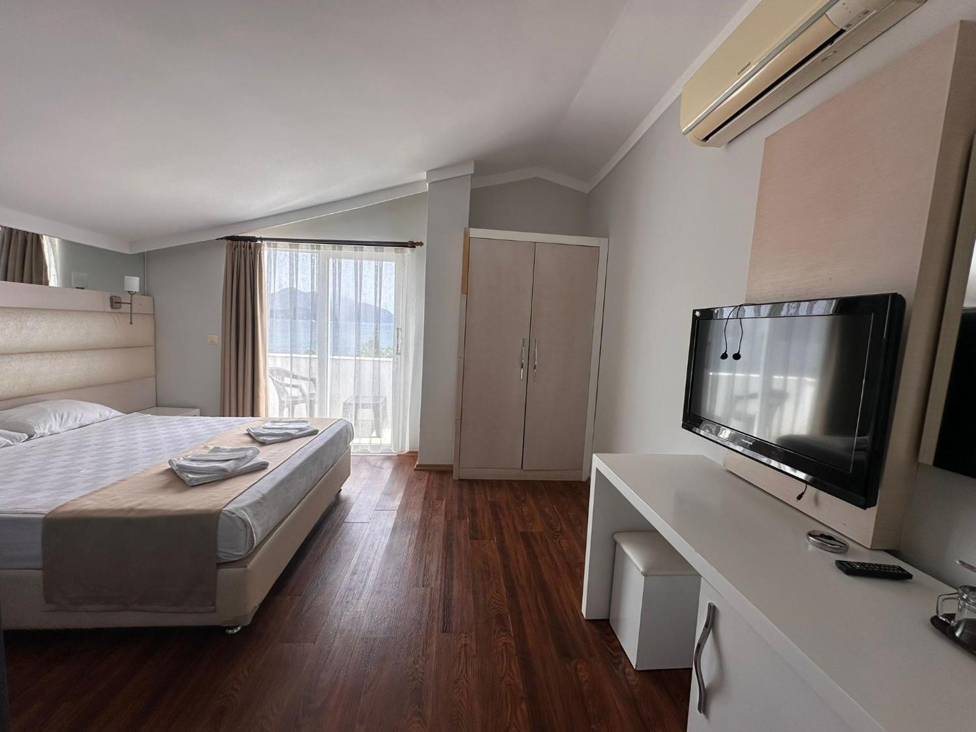 Gold Butik Otel 马尔马里斯 外观 照片