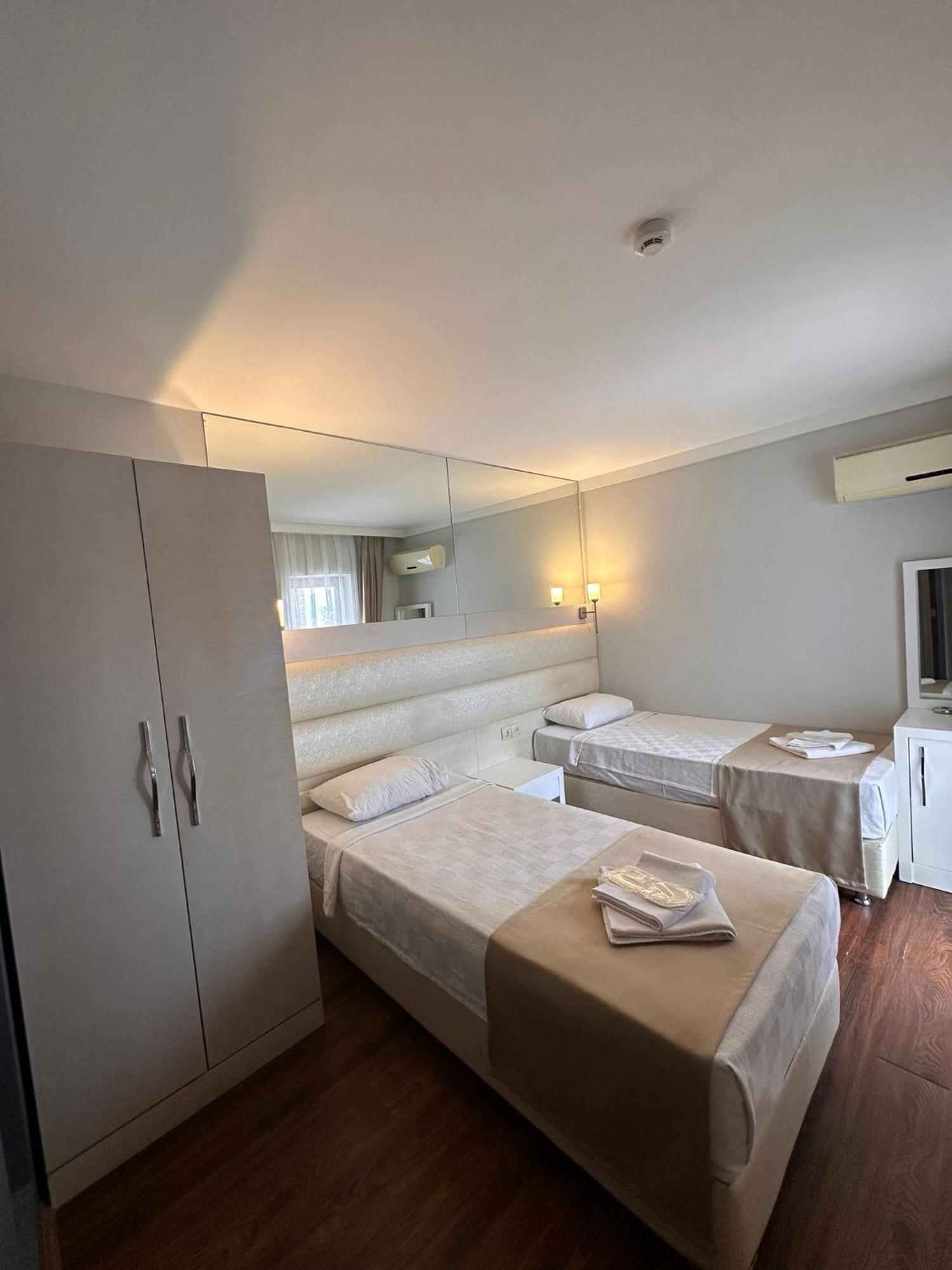 Gold Butik Otel 马尔马里斯 外观 照片
